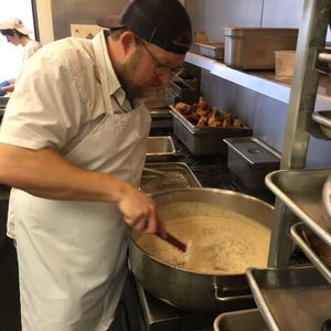 Meet your Posher, Wyatt